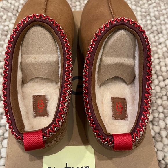 Classic UGG Tazz Slippers - Chestnut - Size 8 - Brand New in Box - Picture 5 of 7